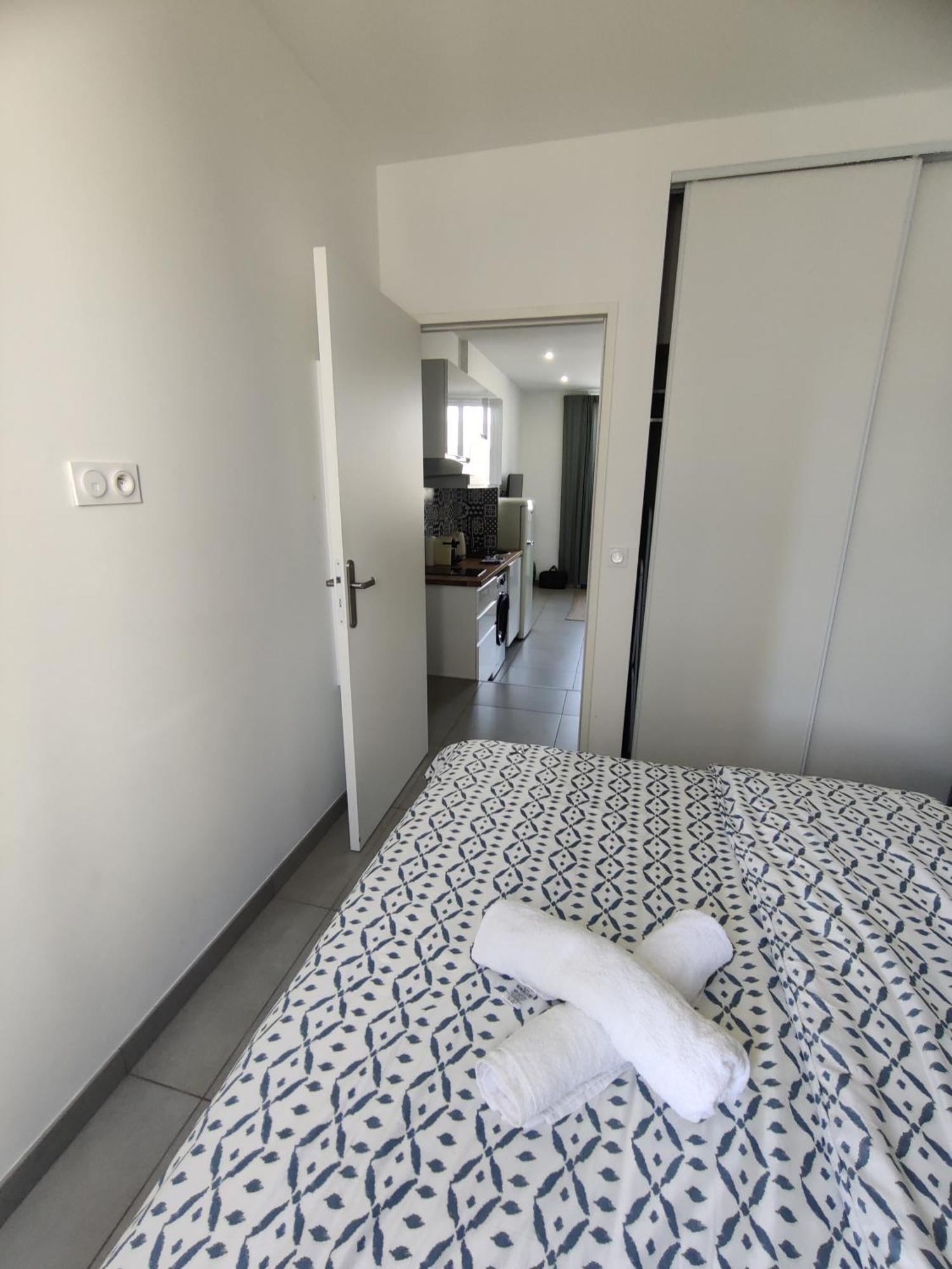 Ferienwohnung Le Pressense 2 Vénissieux Exterior foto